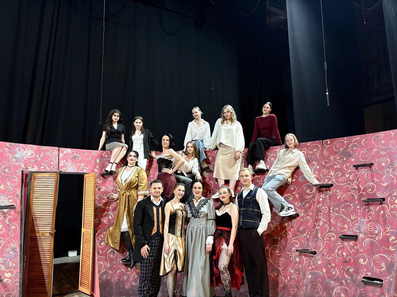 Посещение группой 23ФХ1 спектакля «Яма» по произведению А. И. Куприна